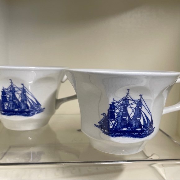 Wedgwood Other - Wedgwood American Clipper blue and white transferware teacups / 2